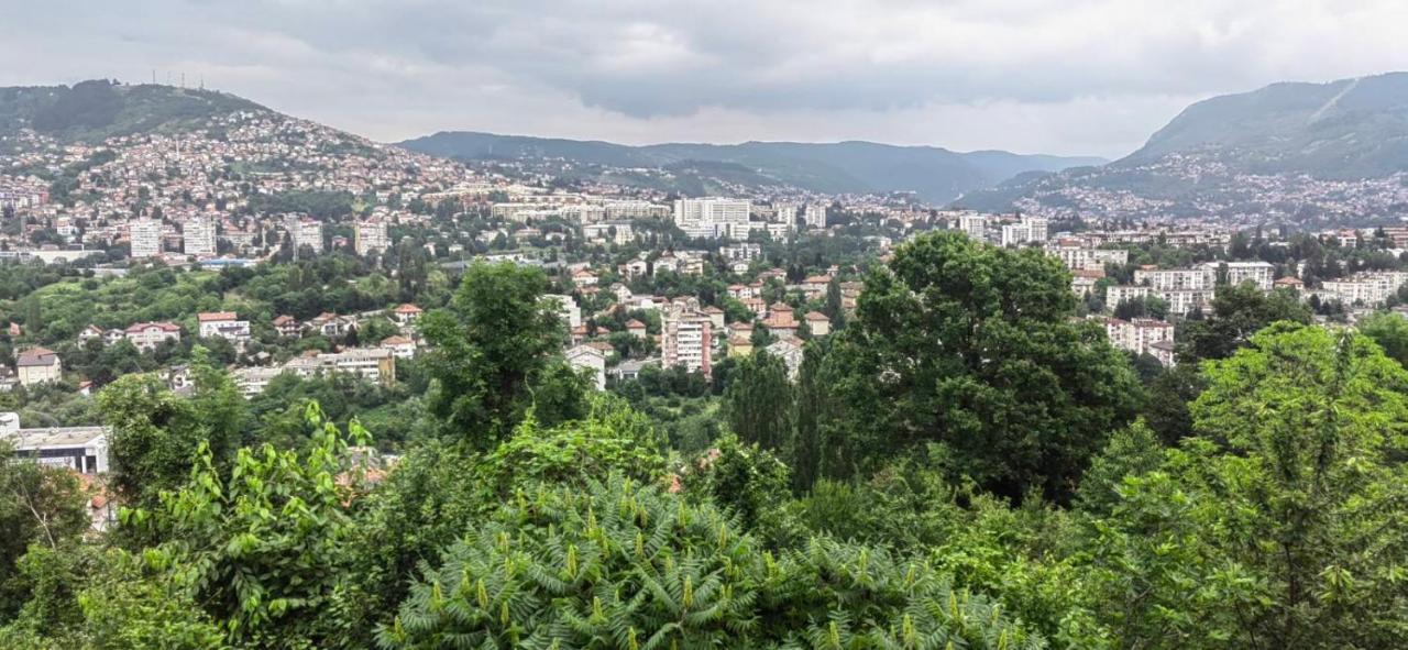 Stan Na Dan Memic Lejlighed Sarajevo Eksteriør billede